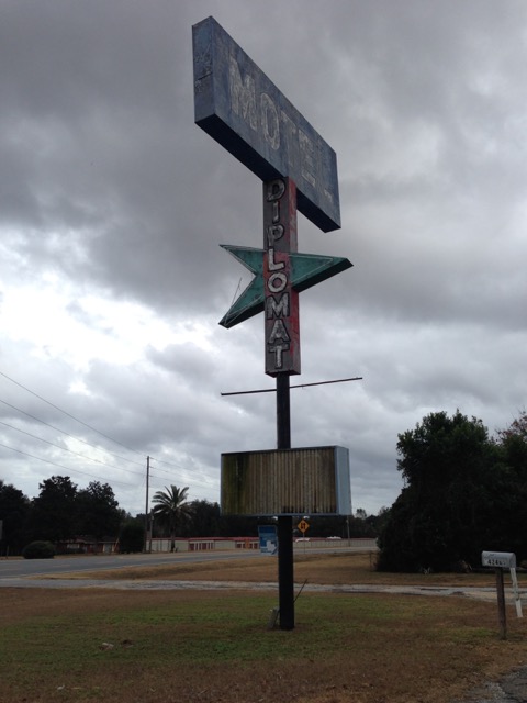 Diplomat Motel, US 41 FL  2014